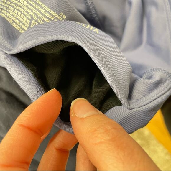 Victoria Secret Sport Periwinkle Blue Laser Cut Full Length Leggings Pants XS - Picture 9 of 9